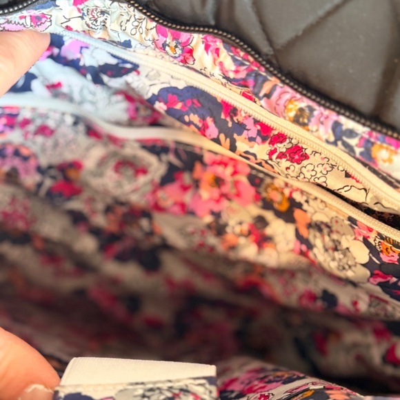 Vera Bradley Laptop Tote - Picture 5 of 6